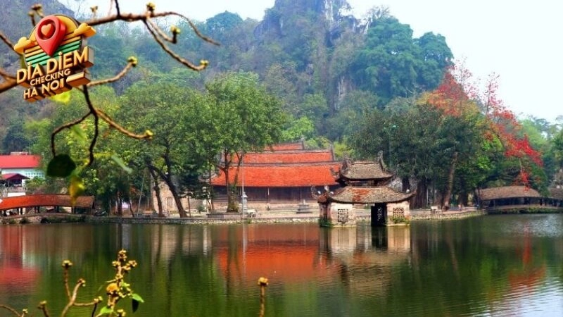 Chùa Thầy Không gian thanh tịnh Hà Nội