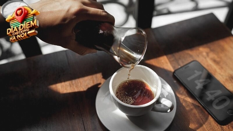 Khám phá thiết kế độc đáo của Loading T Cafe