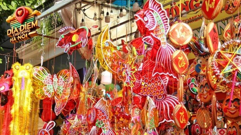 Khám phá vẻ đẹp cổ kính của Phố Hàng Mã