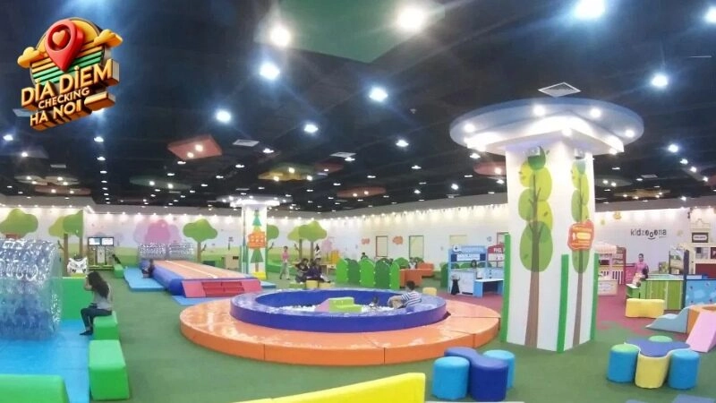 Khám phá vẻ đẹp của Aeon Mall Long Biên qua ống kính