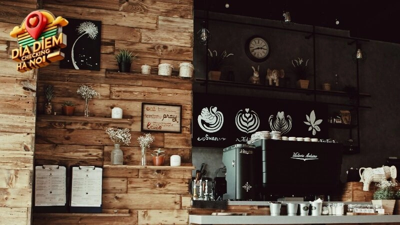 Khám Phá Vẻ Đẹp Kiến Trúc Cổ Kính tại Giảng Cafe