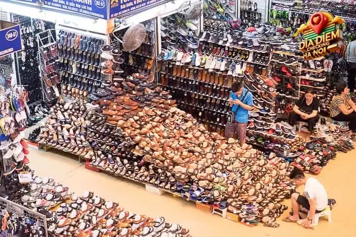 Giày dép và Phụ kiện