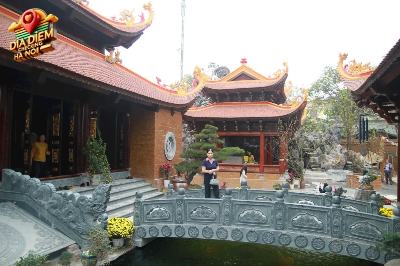 Check-in Đầu Xuân: Cầu May Mắn và Bình An