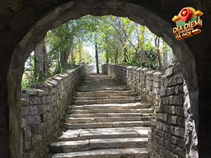 Hướng dẫn di chuyển và những lưu ý khác