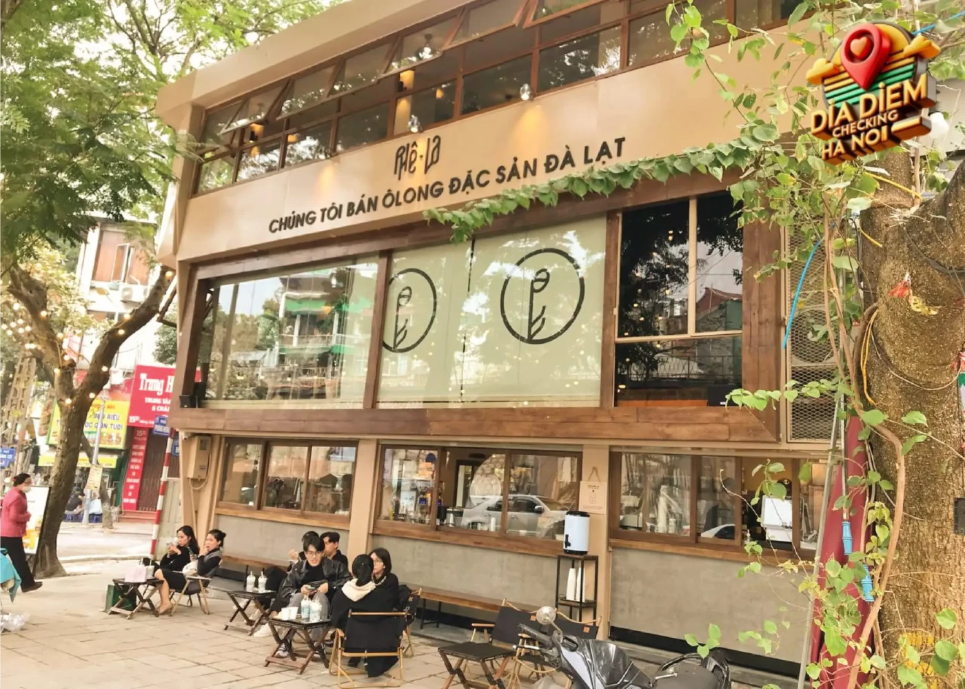 Vị trí đắc địa và không gian độc đáo của Phê La 24 Hàng Cót